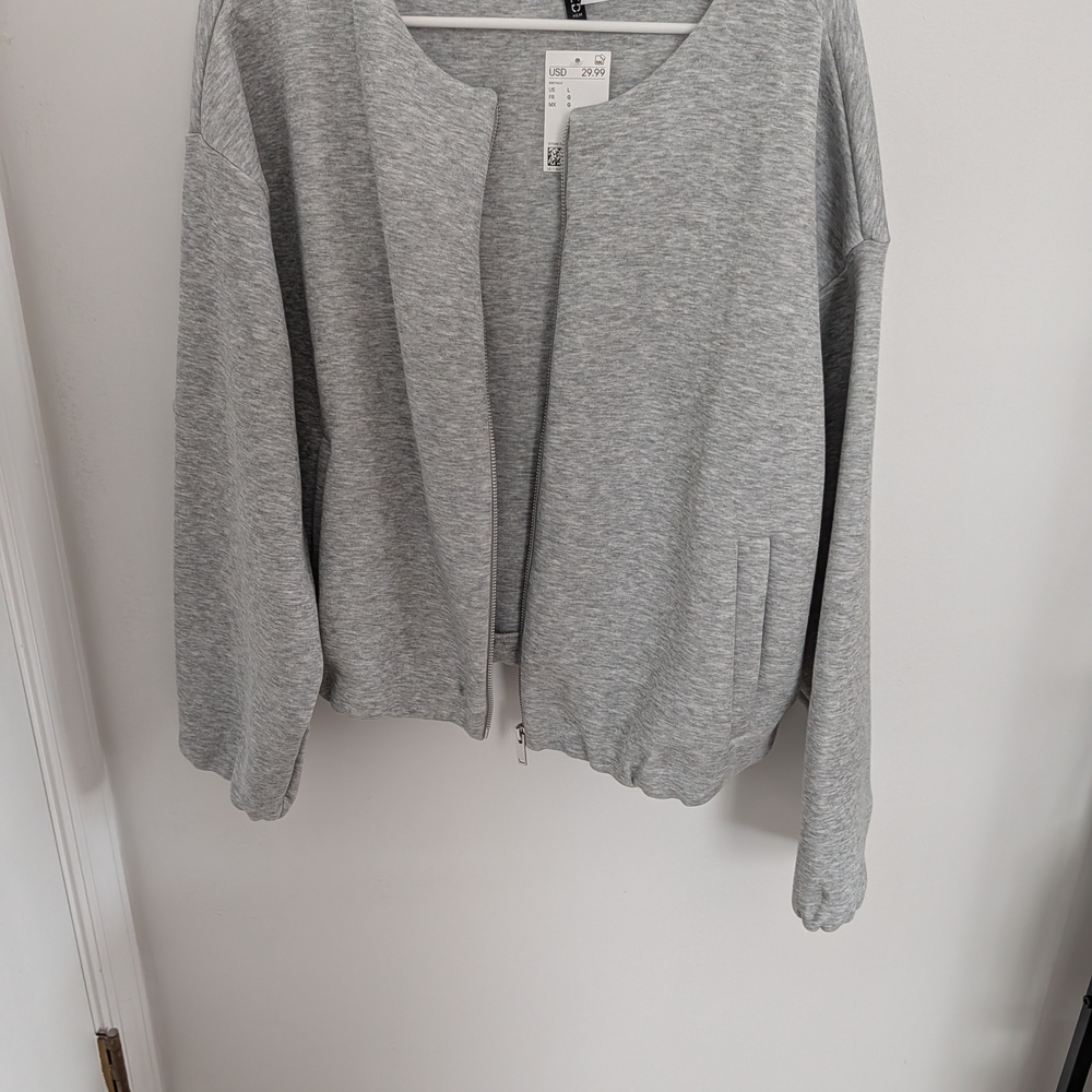 Divided Light Gray Zip-Front Knit Jacket NWT - image 1